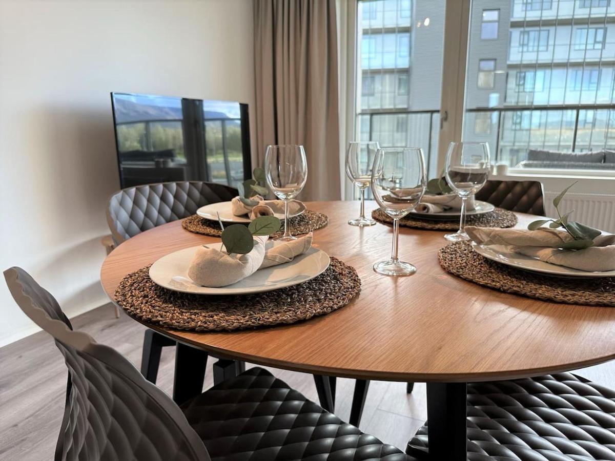 Selfoss Apartment - Stylish & Modern ภายนอก รูปภาพ